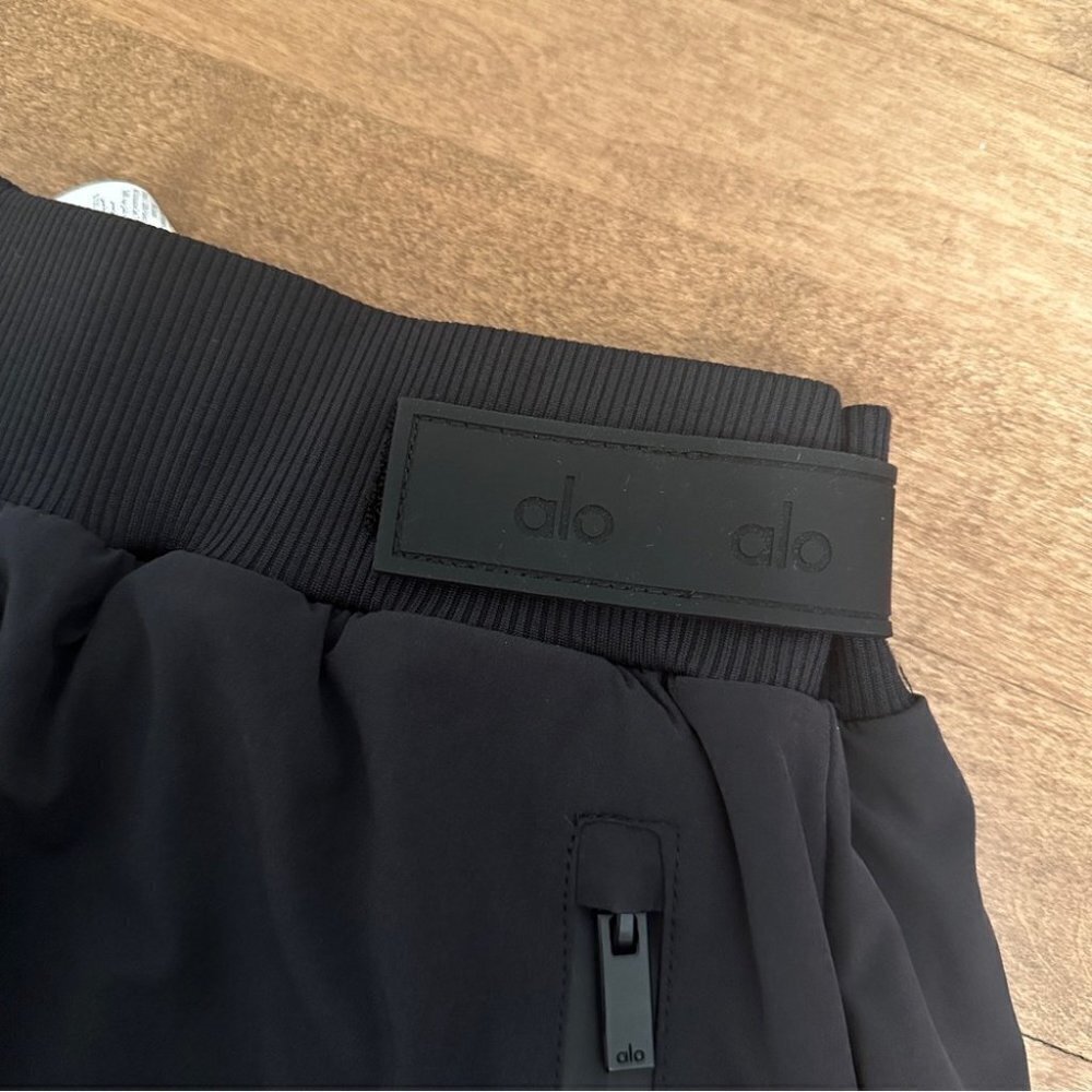 NEW ALO Yoga High-Waist Elevation Mini Skirt in Black | size XS - Picture 11 of 12